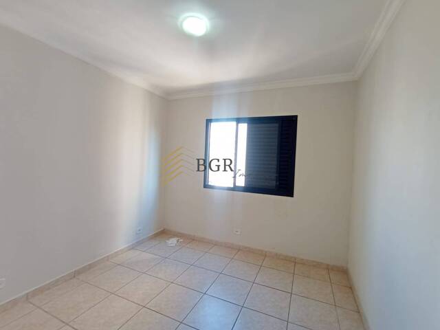 Venda em Guilhermina - Praia Grande
