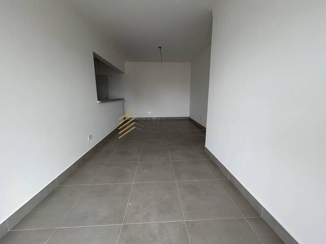 Apartamento para Venda em Praia Grande - 4
