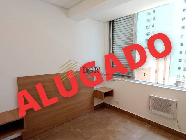 #320 - Apartamento para Locação em Santos - SP - 1