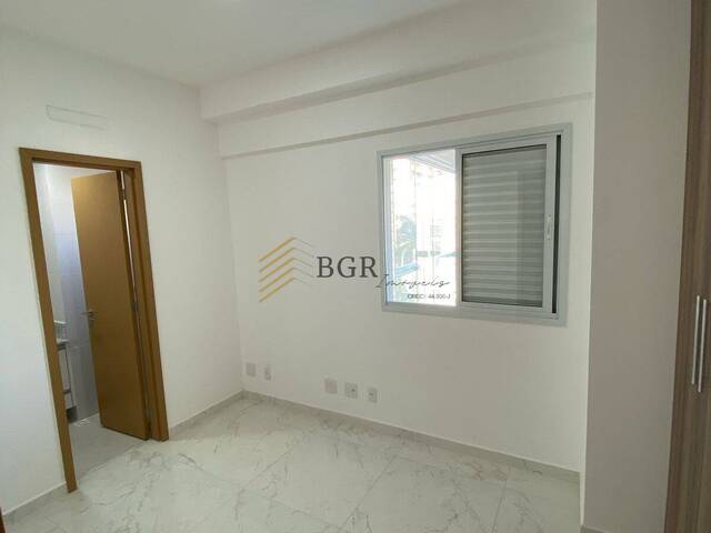 #402 - Apartamento para Locação em Santos - SP - 2