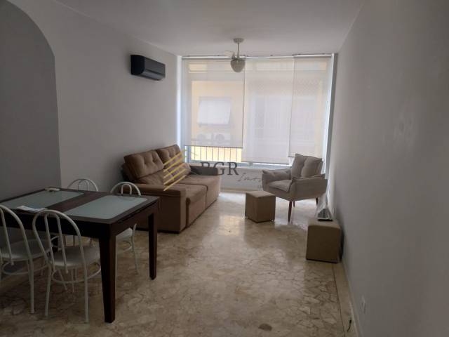 #121 - Apartamento para Locação em Santos - SP