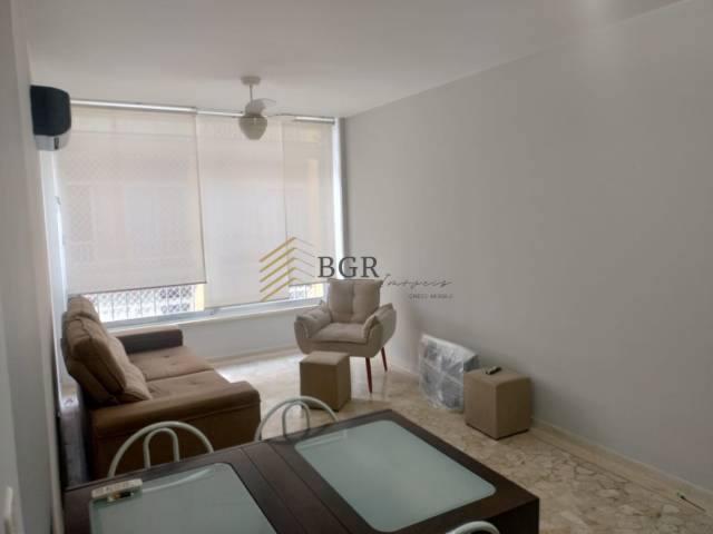 #121 - Apartamento para Locação em Santos - SP