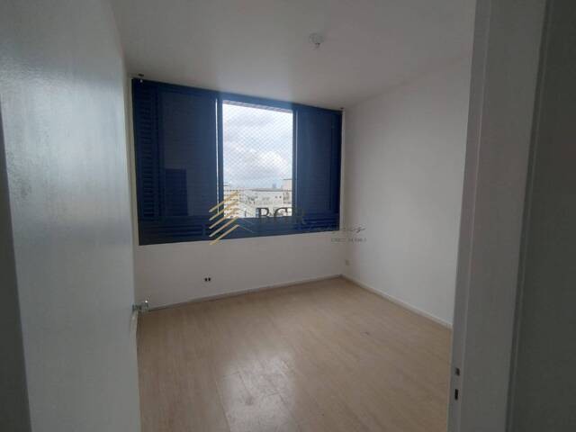 Apartamento para Venda em Santos - 2