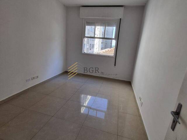 #472 - Apartamento para Locação em Santos - SP