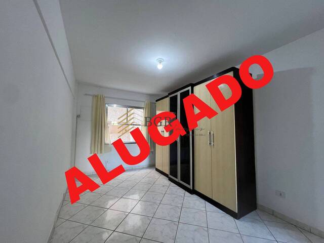 #444 - Apartamento para Locação em Santos - SP