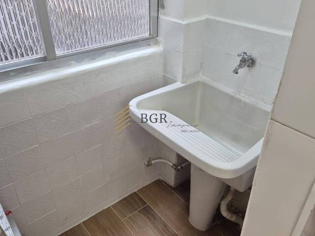 Apartamento para Venda em Santos - 4