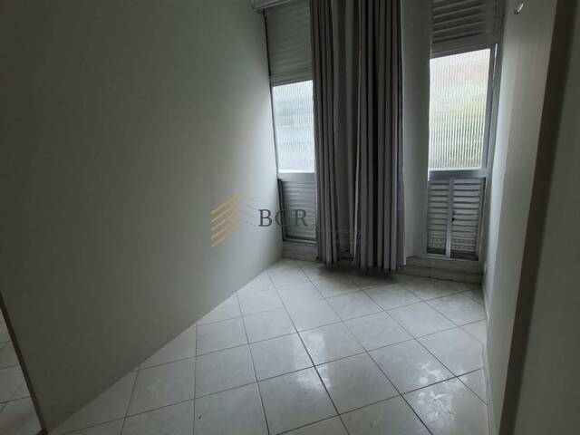 #502 - Apartamento para Locação em Santos - SP - 2